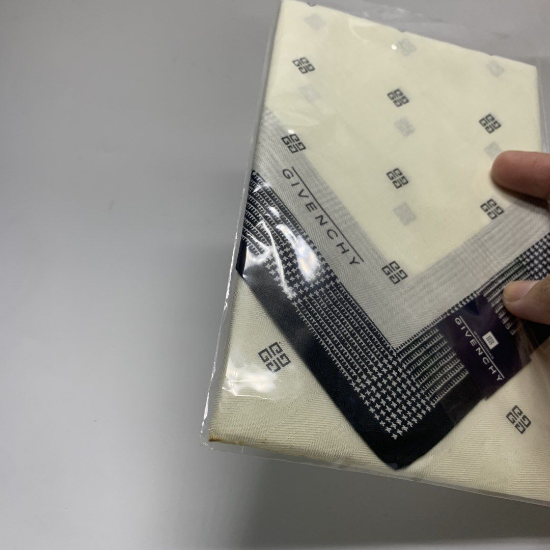 Classic Givenchy Handkerchief (Category: Scarves) located in General Trias. Submitted by shxx_phine (Listing ID 1461932200, Image 3). Description: 📌LP posted, PLS refrain from haggling 📌 all items are japan surplus finds 📌 STRICTLY mine now, pay after invoice 📌 NO RUSH shipping (we ship every tues & fri, depending on our availability) 📌 NO cancellation, return and refunds mod | j&t, lalamove mop | gcash , maribank 📍cavite, ph.