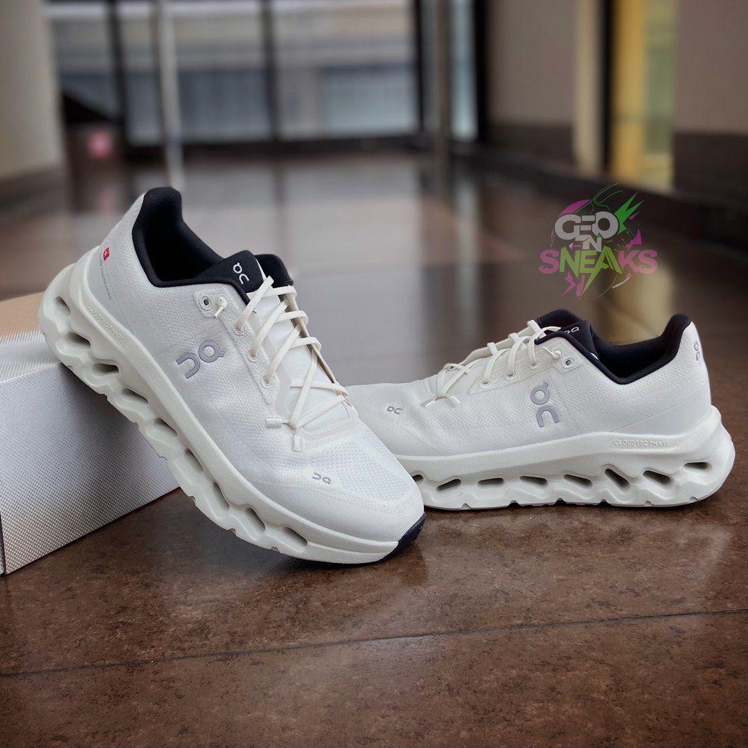 Cloudtilt “Pearl Ice” Size 8Mens US (Category: Slippers & Slides) located in Davao. Submitted by geonsneaks (Listing ID 1461882081, Image 2). Description: ☁️🏃🏻‍♀️✨ CLOUDTILT “𝙋𝙚𝙖𝙧𝙡 𝙄𝙘𝙚” Size 8Mens US ₱8,999 Other sizes open for pre-order DM us for more info. 📩 #oncloud #onrunning #geonsneaks #davao sneakers.