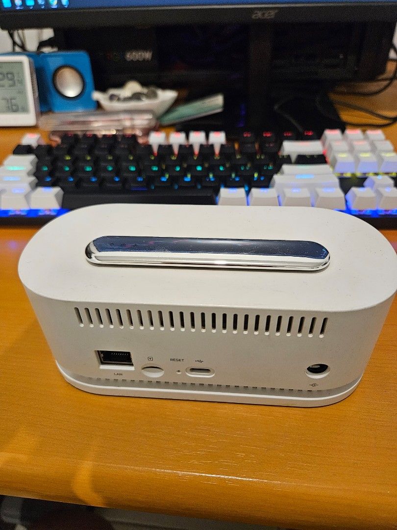 Dito 5G CPE Modem (Lock) (Category: Networking) located in Pasig City. Submitted by gyb12 (Listing ID 1461804572, Image 2). Description: 📡(Lock) DITO Home 5G Indoor CPE SRT838C — ₱1,000 2nd hand unit, good working condition. Selling my DITO Home 5G Indoor CPE, model SRT838C. Inclusions: SRT838C 5G Indoor CPE Dito Lock modem Original power adapter Unit and power adapter only Condition: Good condition, pre-owned. Price: ₱1,000 📍 Meetup: SM East O