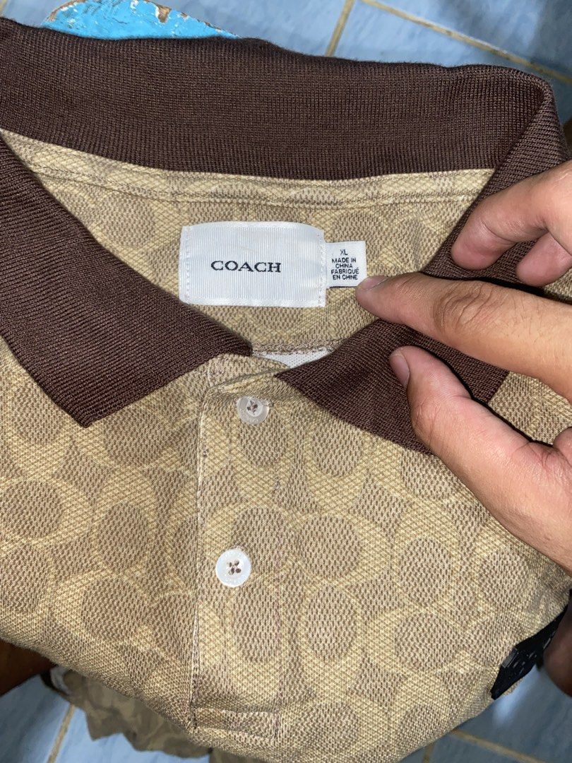 COACH (Category: Tshirts & Polo Shirts ) located in General Santos City (Dadiangas). Submitted by itzzur.rapi (Listing ID 1461932038, Image 3). Description: Excellent Condition No issue .