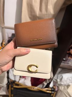 (Category: ) located in . Submitted by VethClosetPH (Listing ID 1461837620, Image 1). Description: .