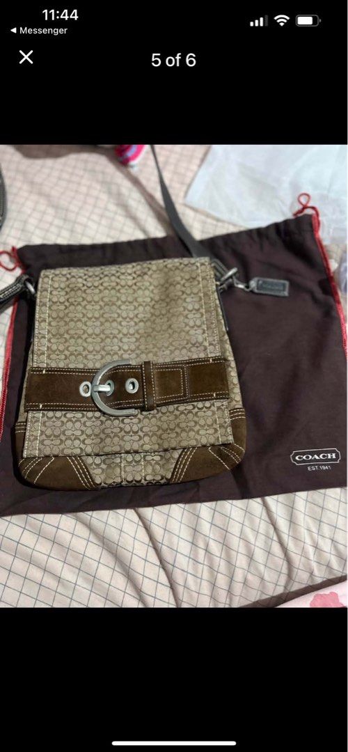 Coach Canvas Leather Slingbag (Category: Cross-body Bags) located in Manila. Submitted by swift_tiny_treasure (Listing ID 1461954709, Image 1). Description: .