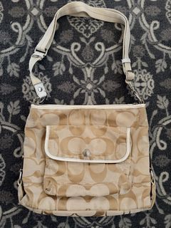 (Category: ) located in . Submitted by s3resale (Listing ID 1461852641, Image 1). Description: .
