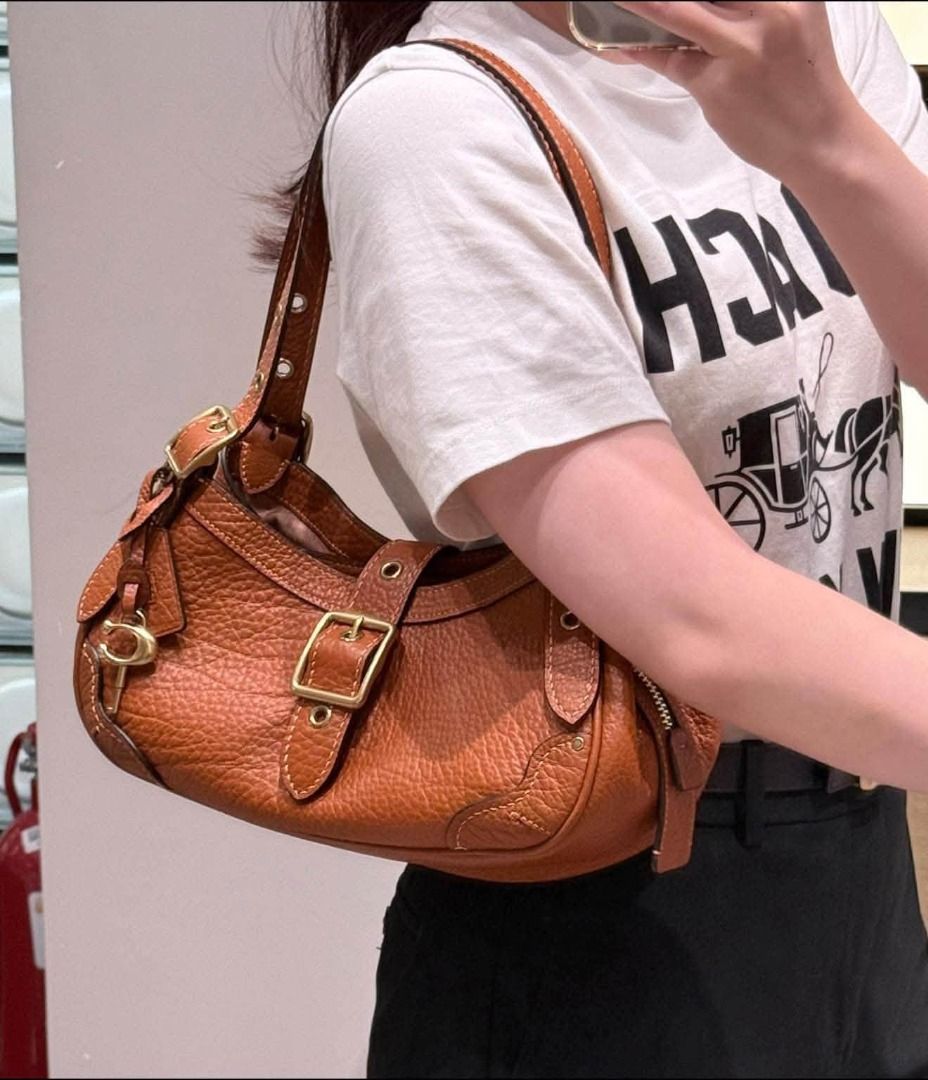 Coach Drifter Hobo Shoulder Bag (Category: Shoulder Bags) located in Manila. Submitted by msddirectfactoryoutlet (Listing ID 1461836754, Image 2). Description: Drifter Hobo Bag 31.1 cm (L) x 15.9 cm (H) x 12.1 cm (W) US Grade 100%.