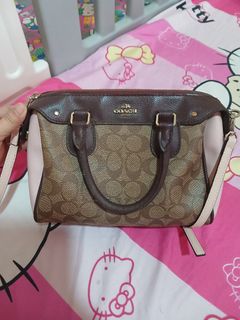 (Category: ) located in . Submitted by pretty0099 (Listing ID 1461864288, Image 1). Description: .