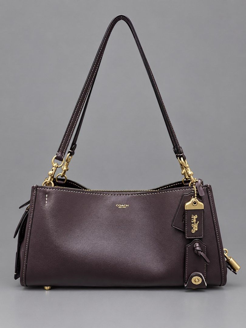 Coach Rogue 34 (Category: Shoulder Bags) located in Binan City. Submitted by pinkykeenshop (Listing ID 1461934809, Image 1). Description: .