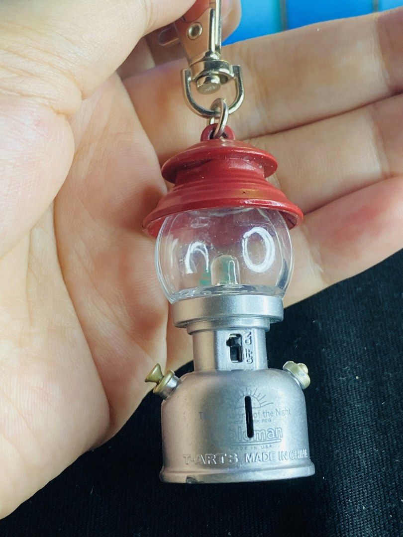 Coleman Mini Lamp keychain (Category: Everything Else Others) located in Manila. Submitted by kawaii_omocha_est2020 (Listing ID 1461990179, Image 2). Description: As is - light not working/Batteries need to change. ✅ Mine Now, Pay Now ✅ Please check all photos for complete details. ✅ Please manage your expectations, most items are preloved and not for those who are sensitive about condition. ✅ Actual color may vary due to lighting conditions. ✅ D