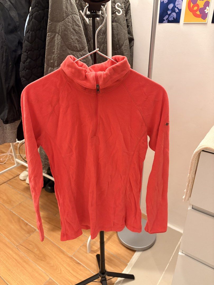 Columbia Fleece Top (Category: Coats, Jackets and Outerwear) located in Mandaluyong City. Submitted by boopiefinds (Listing ID 1461980451, Image 1). Description: Thrifted.