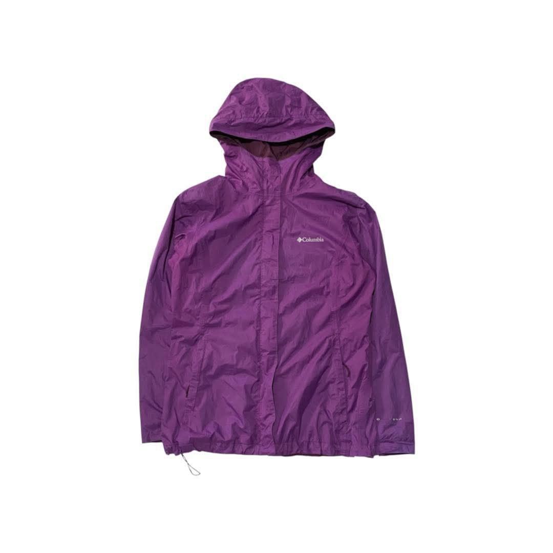 Columbia Purple Waterproof Jacket (Category: Coats, Jackets and Outerwear) located in Manila. Submitted by finofindthisart (Listing ID 1461954018, Image 1). Description: Length 27 Width 21.