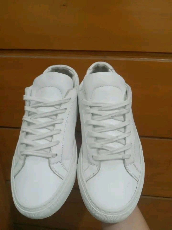 Common projects all white leather sneakers (Category: Sneakers) located in Koronadal. Submitted by joeannmahi28609 (Listing ID 1461877215, Image 3). Description: common projects all white leather sneakers made in Italy size eur 35 for women's only coded in goods condition ukay source sino bet nito gnda common projects mine nyo na.
