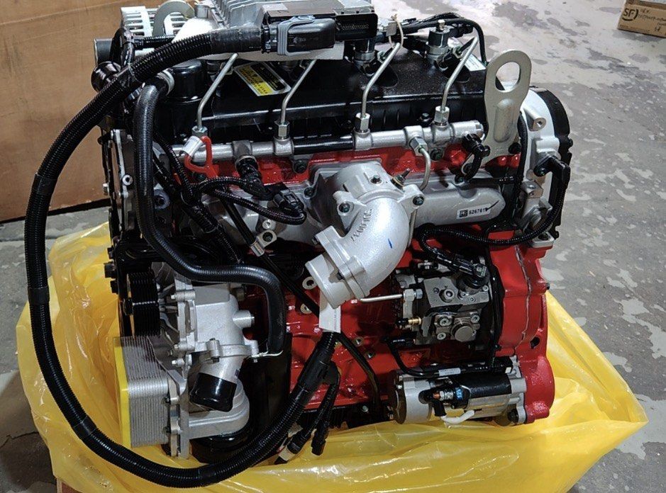 Complete engine (Category: Others) located in Kuala Lumpur. Submitted by aloneliu (Listing ID 1461816045, Image 1). Description: Specializing in Cummins, CAT, Perkins, Yuchai, Weichai, and KOMATSU engines, parts, and generator sets for 15 years!.