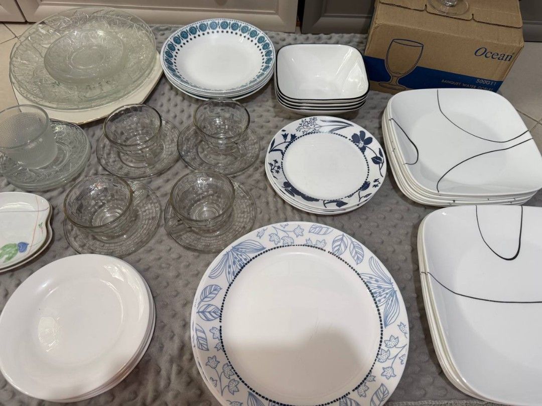 Corelle Dinnerware Set – Plates, Bowls & Glassware (Category: Dinnerware & Cutlery) located in Pateros City. Submitted by collectorcorners (Listing ID 1461816076, Image 1). Description: Corelle Dinnerware Set – Plates, Bowls & Glassware Description CORELLE DINNERWARE SET FOR SALE Pre-owned Corelle dinnerware set. Includes assorted plates and bowls as shown in the photos. Includes: 🍽 Corelle dinner plates 🥣 Corelle bowls 🍽 Assorted Corelle plat