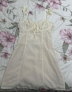 (Category: ) located in . Submitted by hahsjsjdhdh (Listing ID 1461913234, Image 1). Description: .