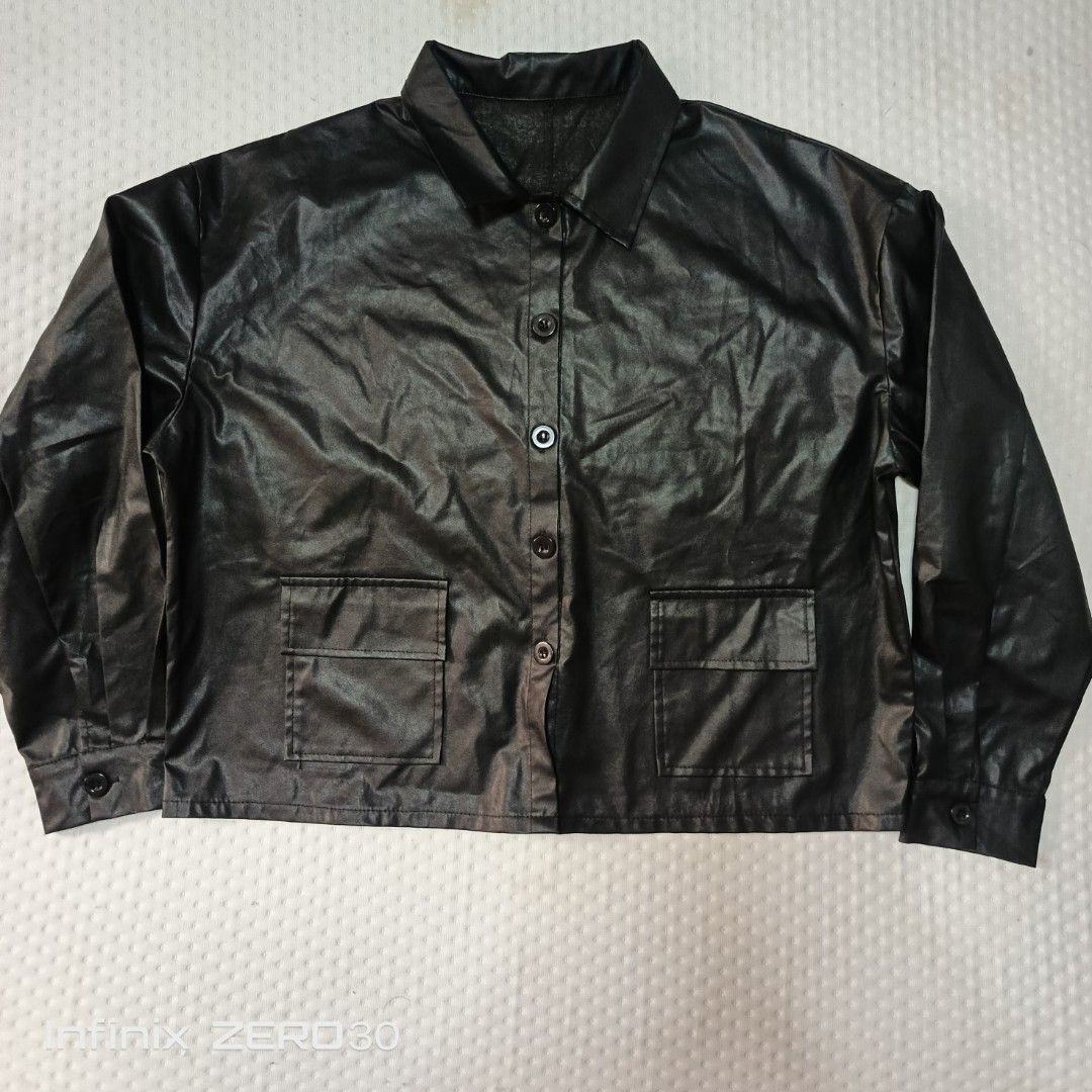 CROP LEATHER JACKET XL(24*22) (Category: Longsleeves) located in Quezon City. Submitted by ahyaladyblue (Listing ID 1461902220, Image 2). Description: .