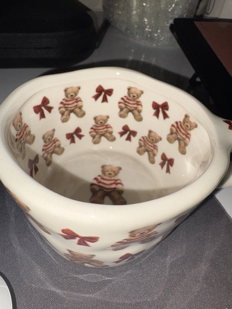 Cute Bear Mug (Category: Coffee & Tea Tableware) located in Caloocan City. Submitted by rabbithole2026 (Listing ID 1461839397, Image 2). Description: .