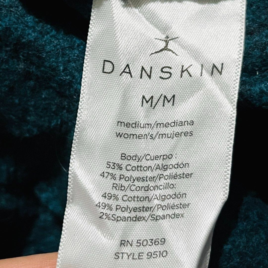 DANSKIN BASIC VINTAGE CREW NECK PULLOVER SWEATSHIRT SHIRT LONG SLEEVE GREEN MEDIUM 22x25 (Category: Longsleeves) located in Cavite. Submitted by yg_elite (Listing ID 1461838896, Image 2). Description: PLEASE READ FAQ’s > Yes, available! > Last price posted. TAKE IT OR LEAVE IT! > Dasmariñas Cavite > ADDITIONAL PHOTOS are NOT AVAILABLE as we seal the items after taking pictures. > GCASH payment > JNT shipping / LALAMOVE for rush ============= > PR