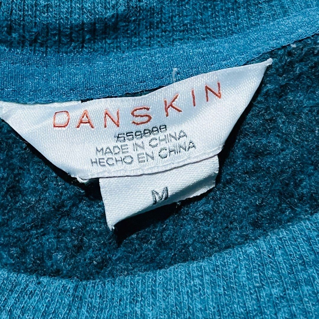 DANSKIN BASIC VINTAGE CREW NECK PULLOVER SWEATSHIRT SHIRT LONG SLEEVE GREEN MEDIUM 22x25 (Category: Longsleeves) located in Cavite. Submitted by yg_elite (Listing ID 1461838896, Image 3). Description: PLEASE READ FAQ’s > Yes, available! > Last price posted. TAKE IT OR LEAVE IT! > Dasmariñas Cavite > ADDITIONAL PHOTOS are NOT AVAILABLE as we seal the items after taking pictures. > GCASH payment > JNT shipping / LALAMOVE for rush ============= > PR