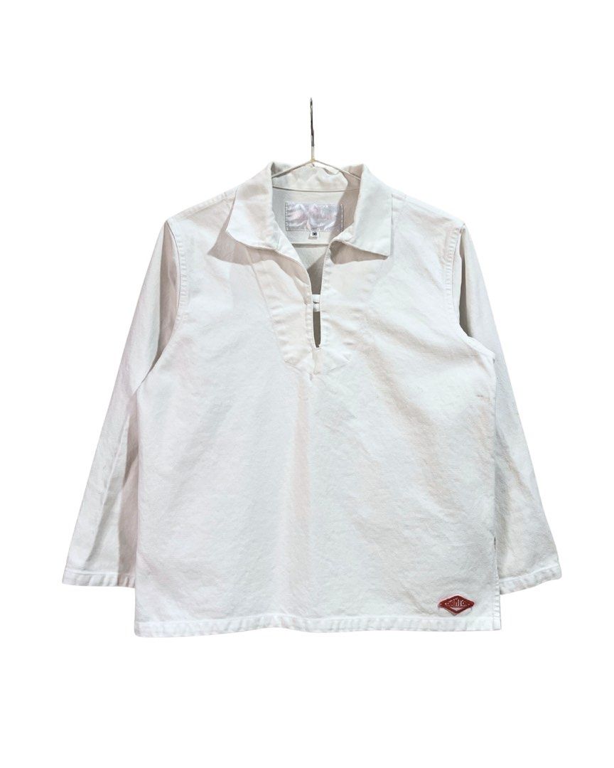 Danton Canvas Pullover Shirt XS (Category: Coats, Jackets and Outerwear) located in Baguio. Submitted by lovelemons (Listing ID 1461826350, Image 1). Description: Danton Women's Canvas Pullover Shirt Size 36 on Tag Fits XS Overall good condition with few grey stains.