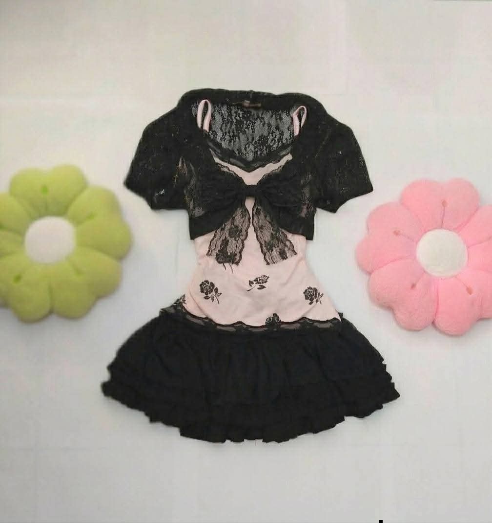 DARK COQUETTE SET 13 (Category: Dresses) located in Manila. Submitted by jwl232500 (Listing ID 1461957777, Image 1). Description: DARK COQUETTE 13 १९ bolero size: small-medium with sequins details १९ inner size: small-medium १९ skirt waist: 24-36 length: 12 size: xs-l stretchable Condition: All are in very good conditions! bolero has sequins details and ruffles! inner has laced details and rose patterns which make it so dark coquette >u< skirt is