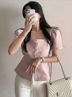 (Category: ) located in . Submitted by chloesukaycollection (Listing ID 1461843024, Image 1). Description: .