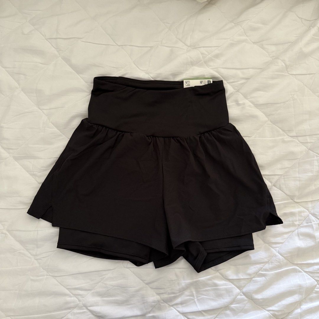 Decathlon Gym Running shorts (Category: Activewear) located in Davao. Submitted by aug_amari (Listing ID 1461810391, Image 1). Description: size XS Stretchy & comfy.