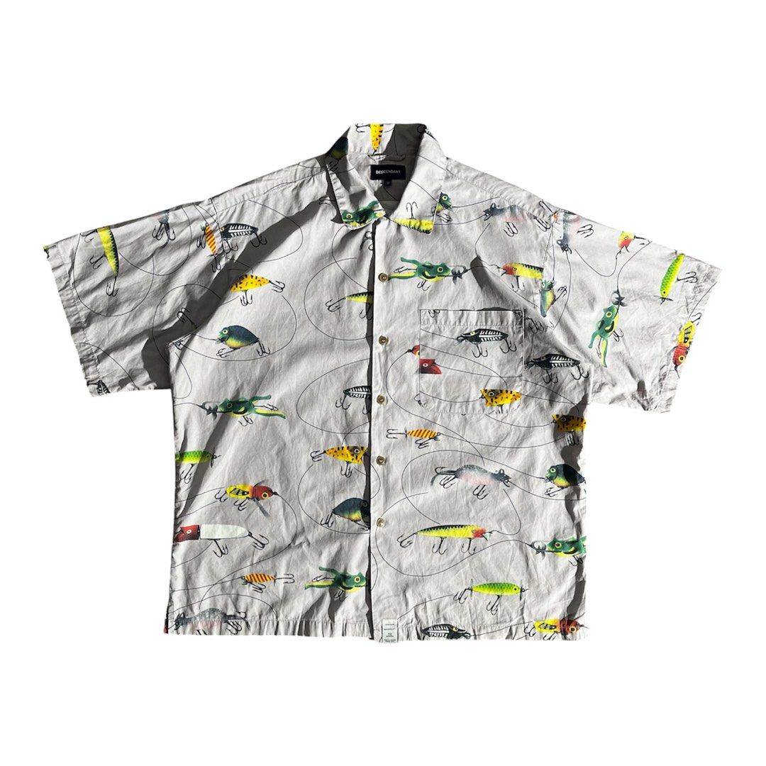 DESCENDANT 2017SS "ANGLER" Textile SS Shirt (Category: Tshirts & Polo Shirts ) located in Daraga. Submitted by th3cliquejunks (Listing ID 1461888593, Image 1). Description: DESCENDANT 2017SS “ANGLER” Textile SS Shirt Tagged Size: 2” Condition: 10/10 Flawless Made in: Japan Measurement: Pit to pit: 24” Length: 27” - 1,880 Dm!.