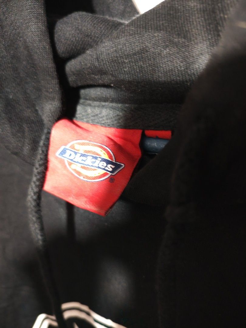DICKIES HOODIE JACKET (Category: Coats, Jackets and Outerwear) located in Las Pinas. Submitted by yokiesse (Listing ID 1462009838, Image 3). Description: .