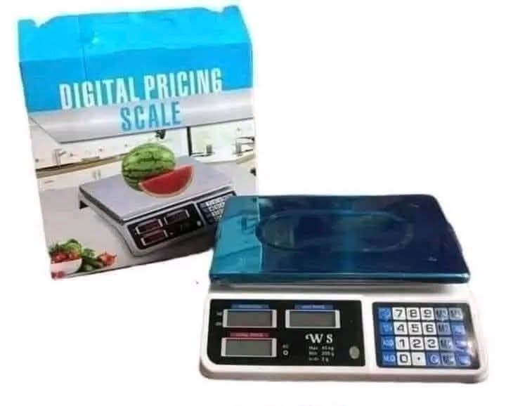 Digital pricing scale 40kg (Category: Health Monitors & Weighing Scales) located in Manila. Submitted by yzlshop (Listing ID 1461896183, Image 2). Description: .