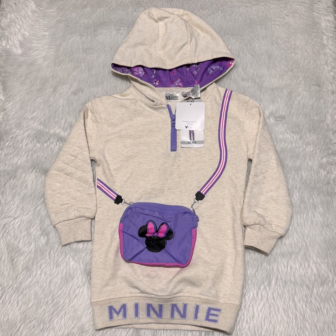 Disney Minnie Mouse Hoodie (Category: Babies & Kids Fashion) located in Las Pinas. Submitted by defg35 (Listing ID 1461838726, Image 1). Description: Brand new with tag.