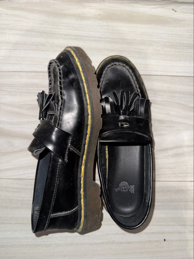 Doc Martens Adrian Smooth Leather Tassel Loafers (Category: Loafers) located in Manila. Submitted by nikowole (Listing ID 1461837878, Image 1). Description: Used Size 8.5 Womens.