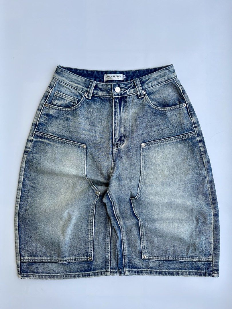Double knee jorts (Category: Shorts) located in Roxas City. Submitted by anamaria12997 (Listing ID 1461838556, Image 1). Description: Size on tag: medium Waistline 28-30 Length 27.5 Hem 13.