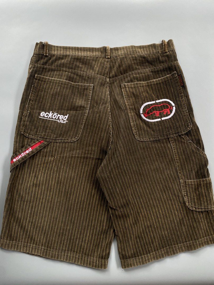 Ecko Unltd. Brown Corduroy Cargo Shorts (Category: Shorts) located in Calamba. Submitted by curlybang (Listing ID 1461904716, Image 2). Description: W:32 L:24.5 Hem:12.