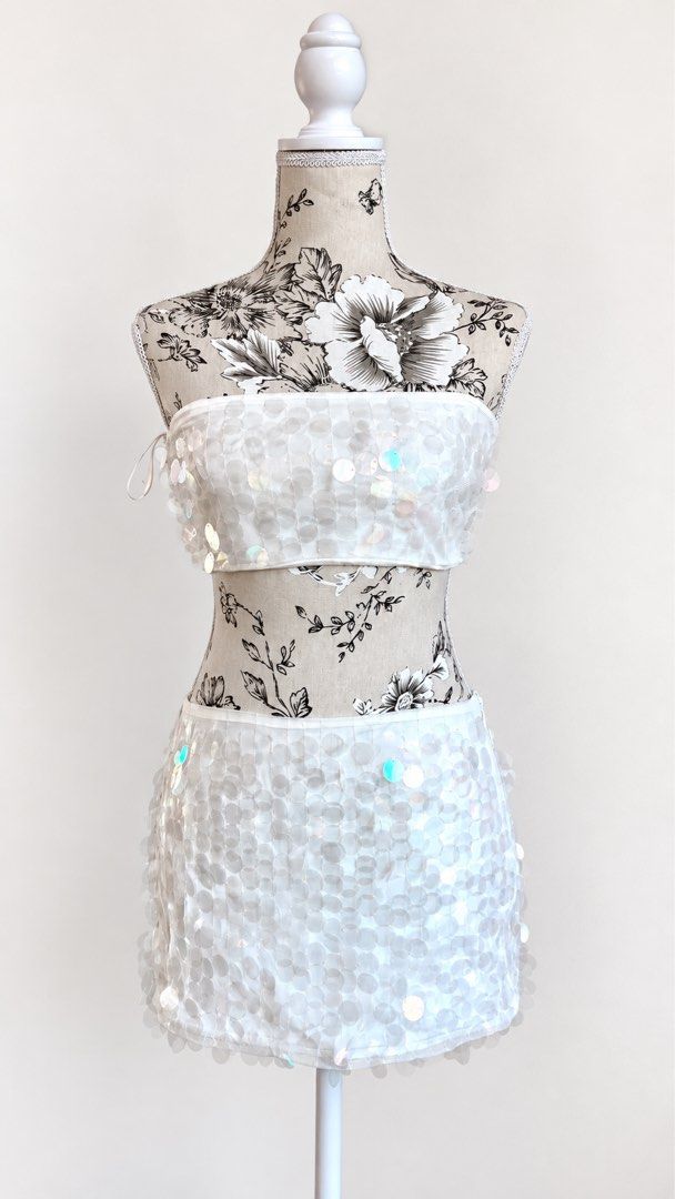 Edikted Sequin Set (Category: Sets or Coordinates) located in Lapu Lapu. Submitted by prelovedstuffshop (Listing ID 1461891257, Image 2). Description: .