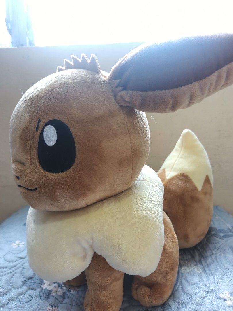 Eevee Brandnew Plushie (Category: Plushies & Soft Toys) located in Cebu City. Submitted by mariajossh (Listing ID 1461810937, Image 2). Description: size : 25cm (medium size plushie) Brandnew Bandai perfect for gifting and collection.