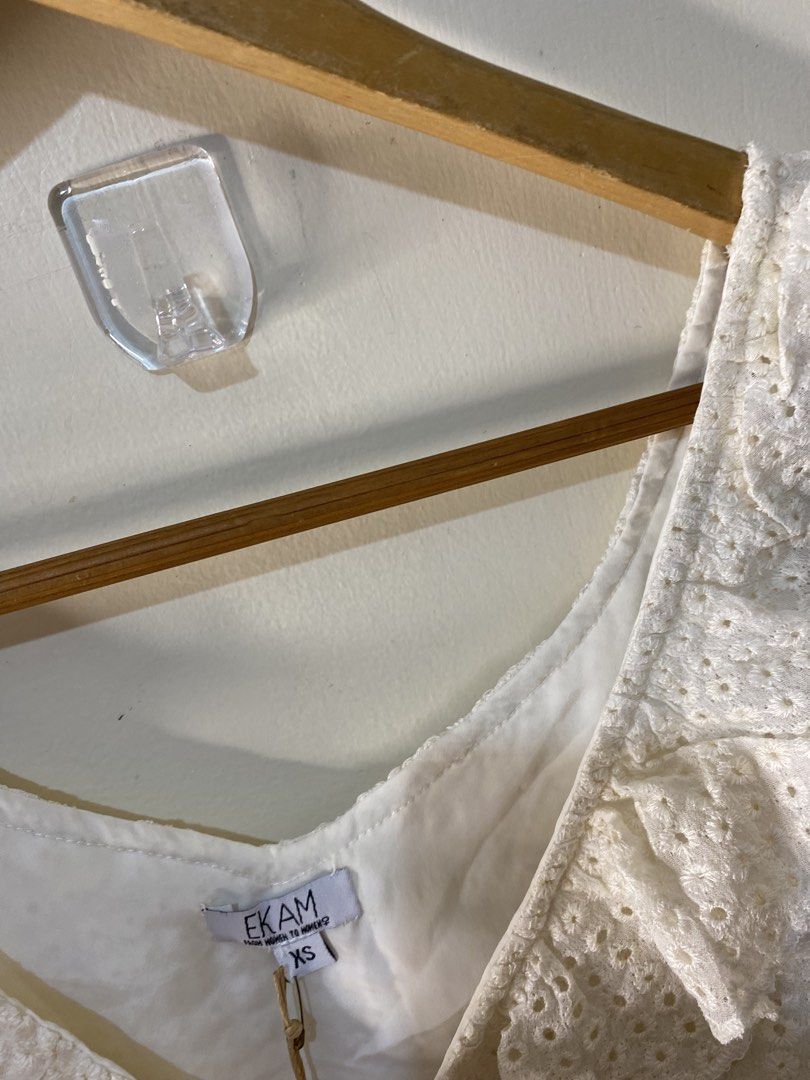 Ekam eyelet croptop xs a72 (Category: Sleeveless) located in Baguio. Submitted by buyforless_2600 (Listing ID 1461953572, Image 3). Description: .