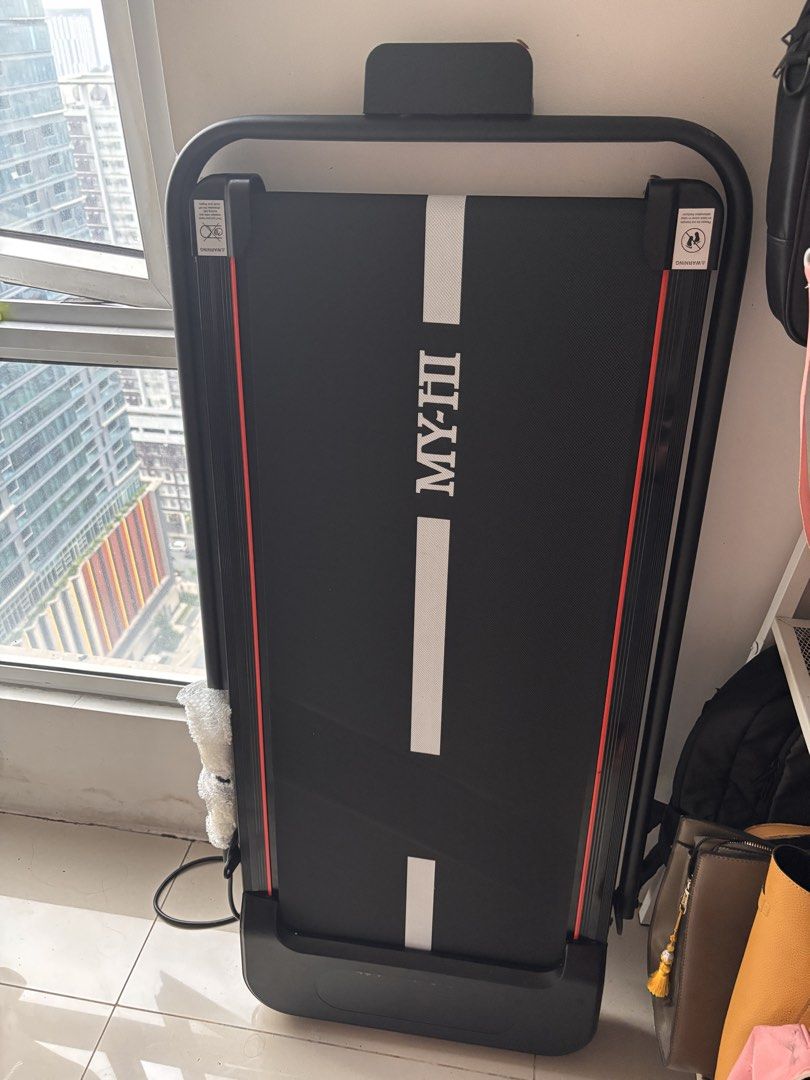 Electronic Portable walking pad (Category: Cardio & Fitness Machines) located in Manila. Submitted by zozobubs (Listing ID 1461830890, Image 1). Description: Home fitness Portable Treadmill. Electric and Premium quality. 1-16 kmph speed Manual incline Foldable design Bluetooth & App connection New well kept condition..
