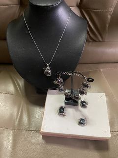 (Category: ) located in . Submitted by ChloeCharles (Listing ID 1461863918, Image 1). Description: .