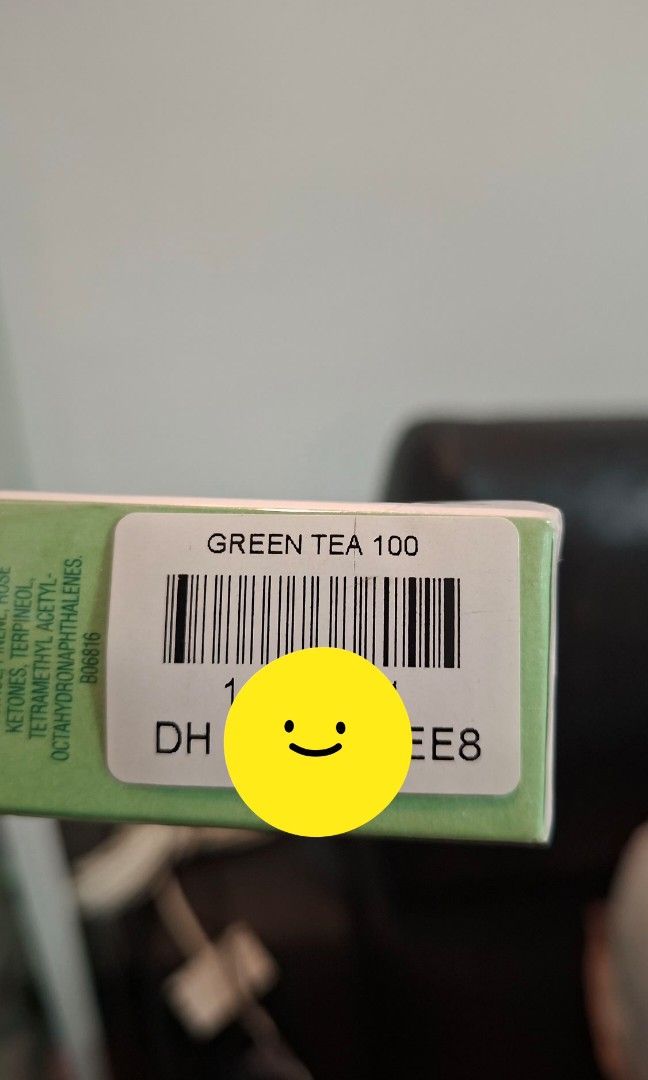 ELIZABETH ARDEN (Category: Fragrance & Deodorants) located in Cainta. Submitted by gieomana (Listing ID 1461965457, Image 3). Description: .