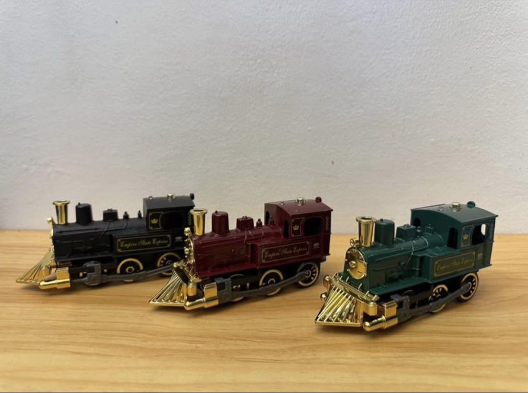 Empire State express Christmas decor metal heavy train (Category: Other Home Decor) located in Mandaluyong City. Submitted by home_box.ae (Listing ID 1461958207, Image 3). Description: .