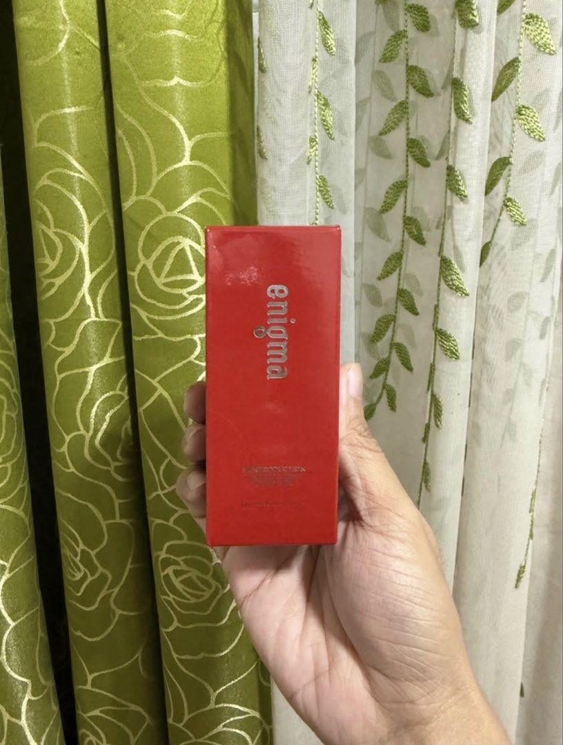 Enigma Foundation LW05 Light (Category: Makeup) located in Manila. Submitted by misstiffany28 (Listing ID 1461847165, Image 1). Description: - Enigma Foundation - Shade: LW05 Light - Packaging: Red - Finish: Natural - Ideal for: Everyday makeup - Condition: Brand New - Reason for selling: Not my shade, i bought 3 shades and my shade is linen and ivory.