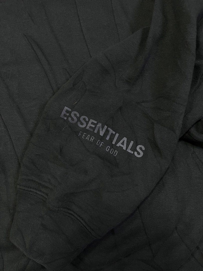 ESSENTIALS (Category: Hoodies) located in Manila. Submitted by bagayanagi11491 (Listing ID 1461834707, Image 3). Description: Excellent Condition Size: XL Dimes: 25x27 Issue: None .