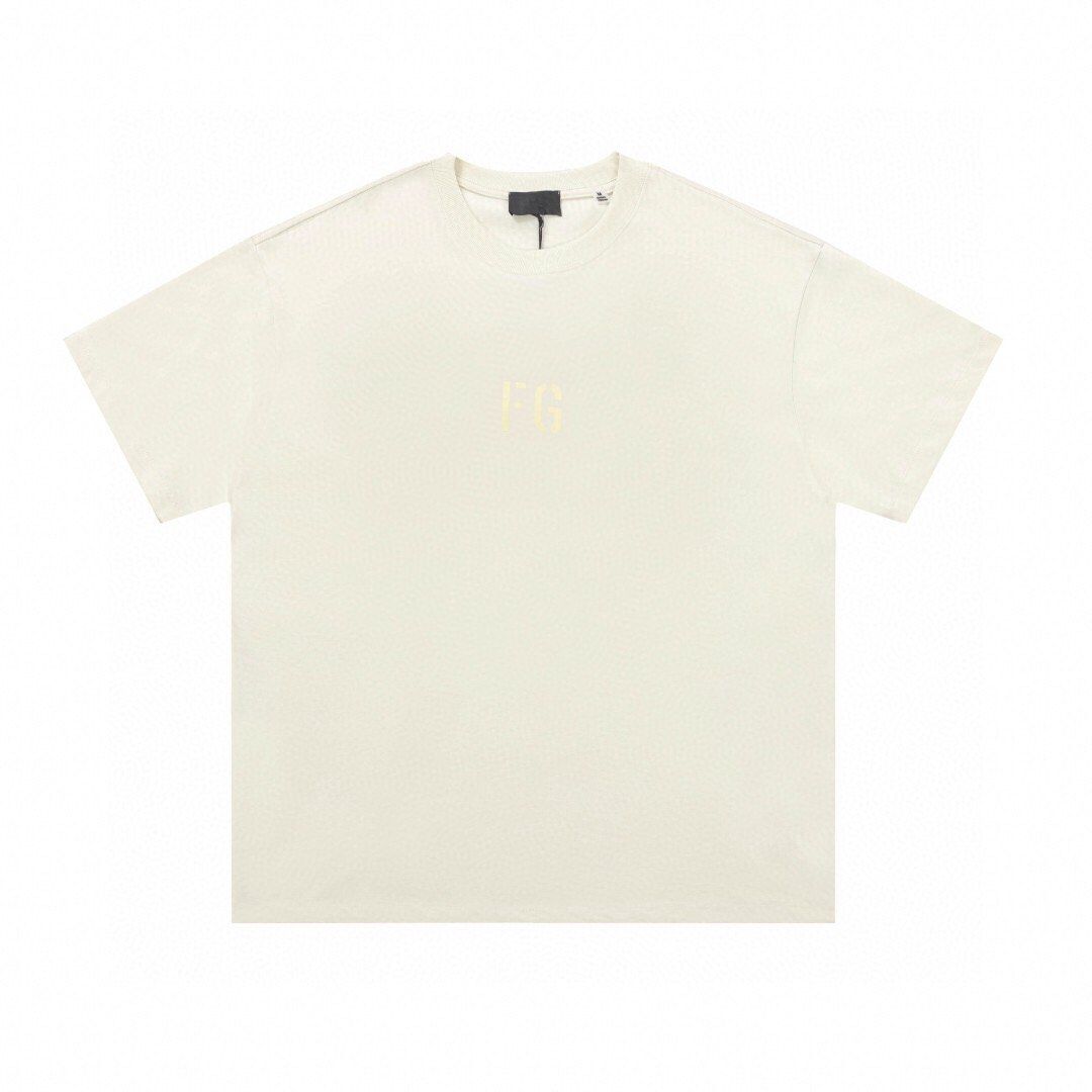 ESSENTIALS Tee 第七季FG植絨短袖T恤衫 （分類：T-shirt、恤衫、有領衫）位於 Hong Kong。 由 awstore66 提交（商品編號 1461997741，圖片 2）。簡介： 顏色：黑色 水泥灰 尺碼：S-XL。