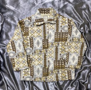 (Category: ) located in . Submitted by kevinthriftshop (Listing ID 1461946667, Image 1). Description: .