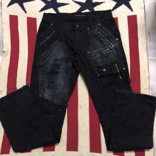(Category: ) located in . Submitted by bekasgoods (Listing ID 1461966383, Image 1). Description: .