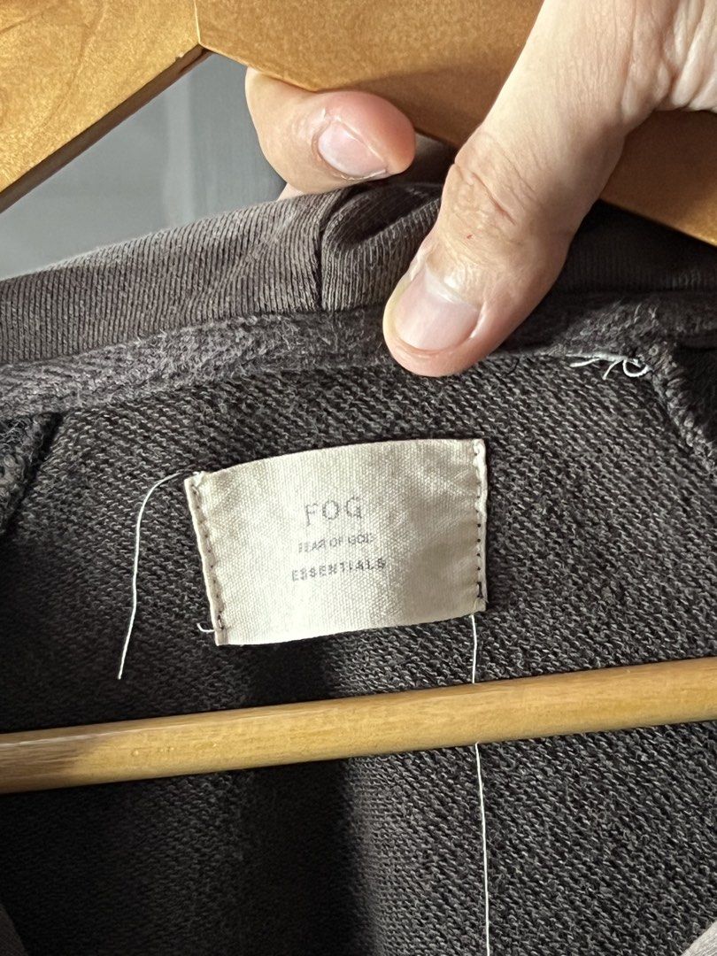 FOG Brown Quarter-Zip Hoodie (Category: Coats, Jackets and Outerwear) located in Angono. Submitted by odd.fitt (Listing ID 1461996195, Image 3). Description: Small 25W 25L Good fade PSG.