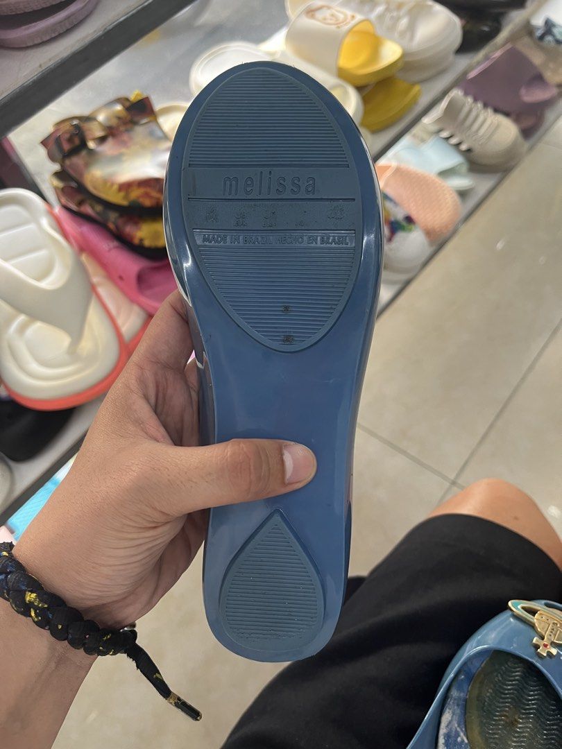 FOR SALE (Category: Flats & Sandals) located in Bulacan. Submitted by sef19 (Listing ID 1461800648, Image 3). Description: VV. WESTWOOD - size : 7 / 38EUR condition : excellent price : ₱1,580 - location : bulacan mop : gcash / jnt pm 📩📩📩📩.