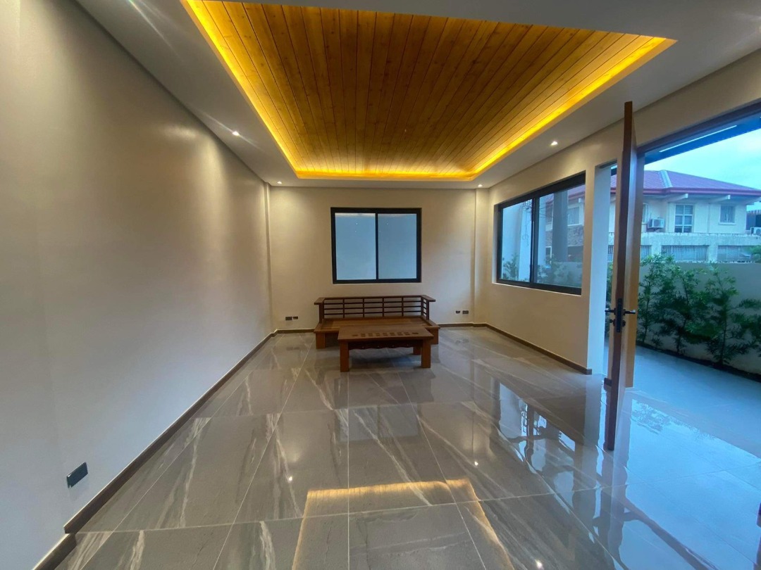 (Category: ) located in . Submitted by luxerealtyph (Listing ID 1461940433, Image 1). Description: .
