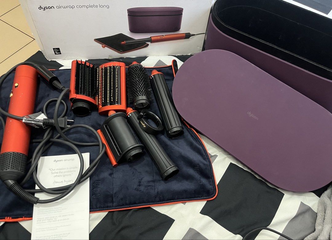 FOR SALE: Dyson Airwrap Multi-Styler (Complete Set) (Category: Hair) located in Pasig City. Submitted by kimmyjoy05 (Listing ID 1461798399, Image 3). Description: Selling my pre-loved Dyson set. Birthday gift ko ito sa sarili ko kaya napaka-ingat at well-maintained, pero selling low now since badly needed lang. Price: ₱20,000 (Slightly negotiable) Original Purchase Price: ₱37,000 Age/Condition: 1 year and 9 months old | 9.5/10 condition, halos hi