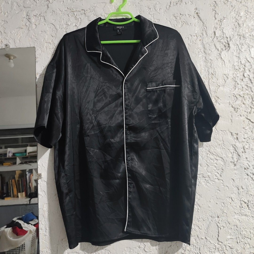 Forever21 black satin sleepwear (Category: Sleep and Loungewear) located in Bacoor. Submitted by sayd17 (Listing ID 1461843245, Image 2). Description: .