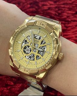 (Category: ) located in . Submitted by lynn-watchesshop (Listing ID 1461859125, Image 1). Description: .